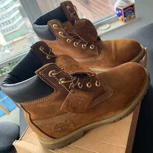 Timberlands women’s boots